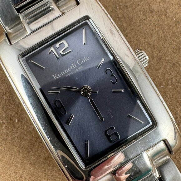 Vintage Kenneth Cole All Stainless Steel Blue Sunburst Dial Silver Accents - Picture 4 of 7